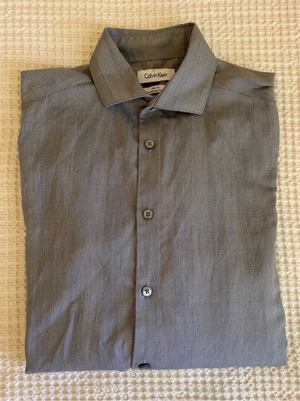 CALVIN KLEIN Men’s Slim-Fit 100% Cotton Button Down Shirt - 15 Neck